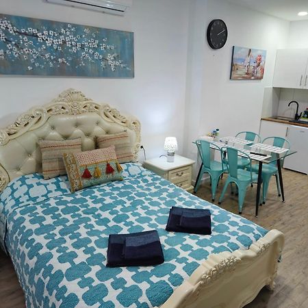 Apartamentos Elemar Free Luggage Storage Málaga Esterno foto